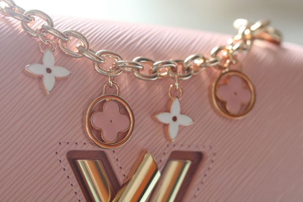 ルイヴィトン アウトレット 店舗 VUITTON ツイスト MM ショルダーバッグ M11725 ピンク N品 ルイヴィトン エピ バッグ 人気 - 画像 (8)