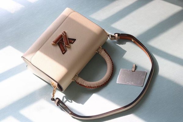 ルイヴィトン アウトレット 店舗 VUITTON ツイスト ワンハンドル PM ホワイト lv301078 ルイヴィトン エピ 人気 色 - 画像 (8)