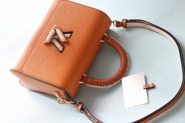 ルイヴィトン アウトレット 店舗 VUITTON ツイスト ワンハンドル PM オレンジ lv301079 ルイヴィトン エピ ショルダーバッグ - 画像 (9)