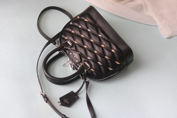 ルイヴィトン アウトレット 店舗 VUITTON アルマ BB ブラック lv301083 ルイヴィトン アルマ 人気 - 画像 (8)