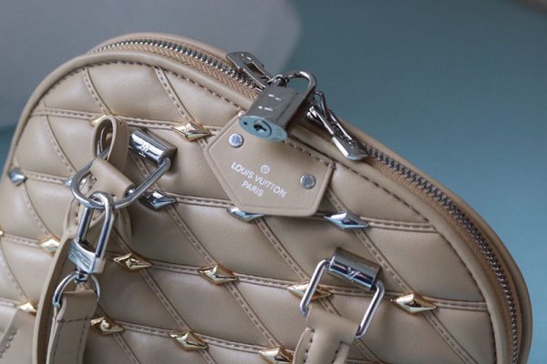 ルイヴィトン アウトレット 店舗 VUITTON アルマ BB M24153 ベージュ lv301084 ルイヴィトン アルマ 人気 - 画像 (5)
