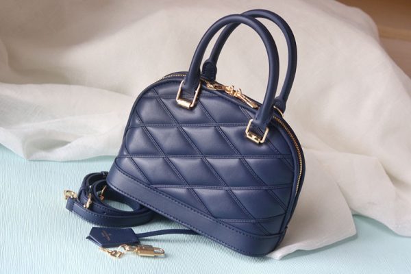 ルイヴィトン アウトレット 店舗 VUITTON ヴェルニ アルマ BB マルタージュ ブルーマリーヌ M23666 レディース ラムレザー 2WAYバッグ - 画像 (9)