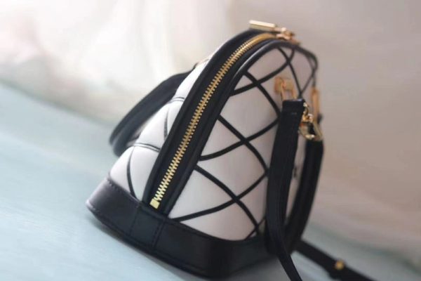 ルイヴィトン アウトレット 店舗 VUITTON アルマBB ハンドバッグ ホワイト|ブラック M23761 レディース ラムレザー 2WAY ショルダー LOUIS VUITTON - 画像 (8)