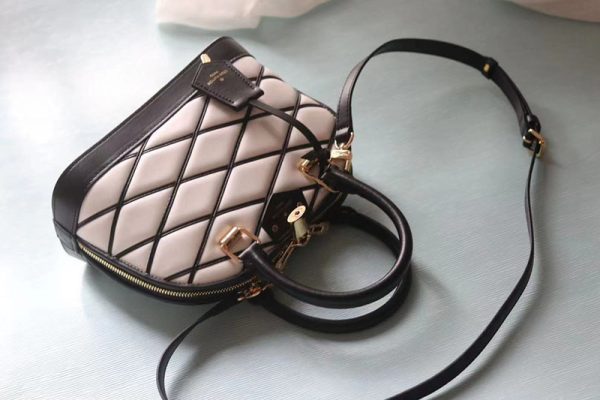ルイヴィトン アウトレット 店舗 VUITTON アルマBB ハンドバッグ ホワイト|ブラック M23761 レディース ラムレザー 2WAY ショルダー LOUIS VUITTON - 画像 (6)
