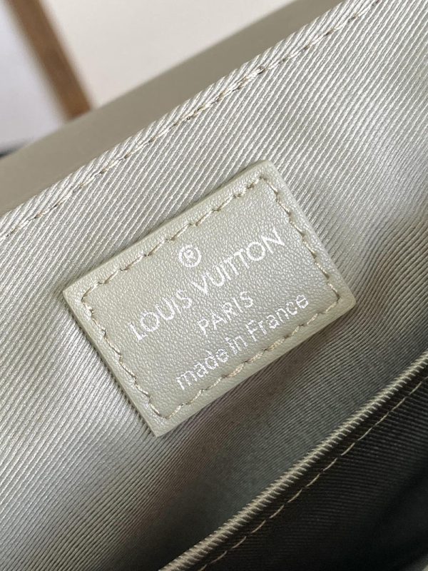 ルイヴィトン バッグの人気 超N品 LOUIS VUITTON モノグラム グラディエント ディストリクトPM NV3 M11593 メンズ ショルダーバッグ - 画像 (2)