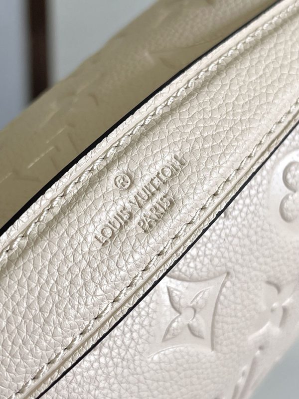 LOUIS VUITTON ポシェット・メティスMM モノグラム・アンプラント クリーム M44072 ルイヴィトン バッグの人気 超N品 - 画像 (5)