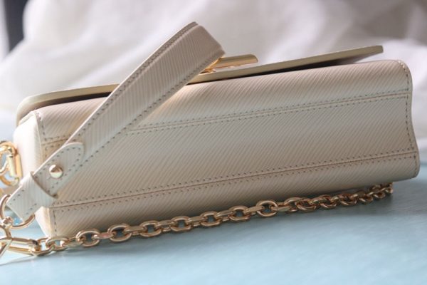 ルイヴィトン アウトレット 店舗 VUITTON ツイスト WEST クオーツ M24550 エピ バッグ lv301101 N品 ルイヴィトン エピ バッグ 人気 - 画像 (4)