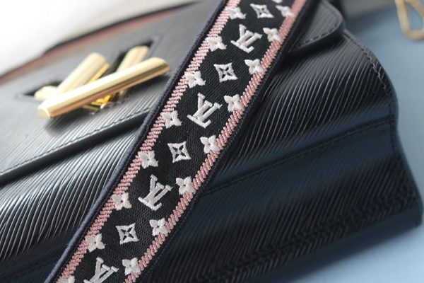 ルイヴィトン アウトレット 店舗 VUITTON ツイスト MM エピ M21554 ブラック N品 lv301105 ヴィトン エピ ショルダー 廃盤 - 画像 (6)