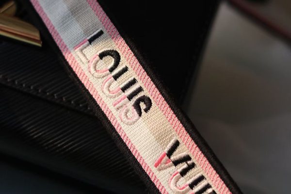 ルイヴィトン アウトレット 店舗 VUITTON ツイスト MM エピ M21554 グレー N品 lv301107 ルイヴィトンエピノワールバッグ - 画像 (6)