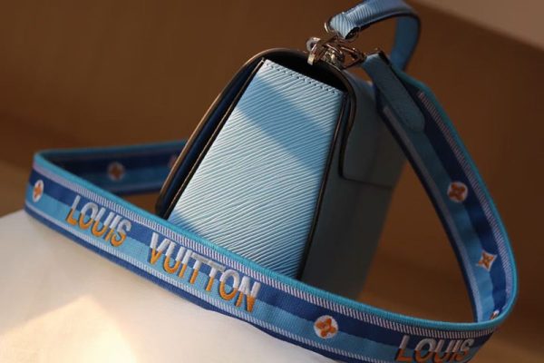 ルイヴィトン アウトレット 店舗 VUITTON ツイスト MM エピ M21554 ブルー N品 lv301109 ルイヴィトン バッグ 人気順 - 画像 (4)