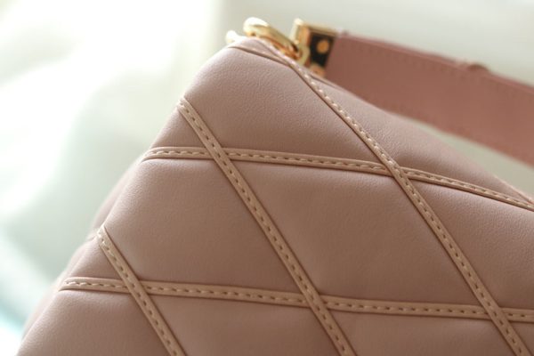 ルイヴィトン アウトレット 店舗 Louis Vuitton Malletage "Rosabella" ルイヴィトン GO-14 MM マルタージュ "ロザベラ" M24465 - 画像 (4)