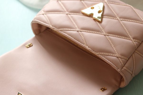ルイヴィトン アウトレット 店舗 Louis Vuitton Malletage "Rosabella" ルイヴィトン GO-14 MM マルタージュ "ロザベラ" M24465 - 画像 (3)