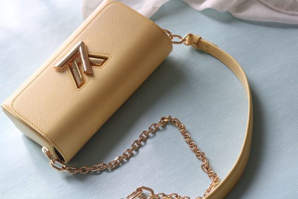 ルイヴィトン アウトレット 店舗 LV ツイスト WEST エピ M レディース イエロー lv301132 N品 ルイヴィトン ツイスト バッグ - 画像 (8)