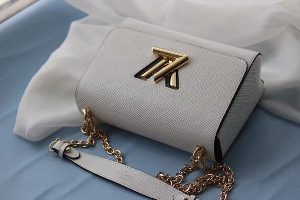 ルイヴィトン アウトレット 店舗 LV ツイスト ショルダーバッグ エピ ホワイト lv301134 N品 ルイヴィトン エピ 廃盤 一覧 - 画像 (8)