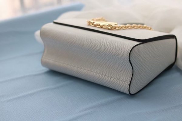 ルイヴィトン アウトレット 店舗 LV ツイスト ショルダーバッグ エピ ホワイト lv301134 N品 ルイヴィトン エピ 廃盤 一覧 - 画像 (6)