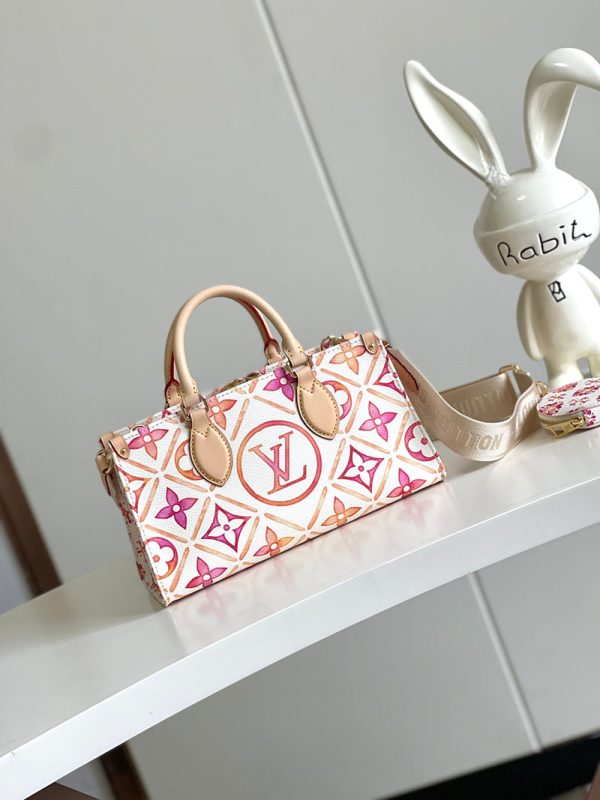 LOUIS VUITTON オンザゴー EW モノグラム・タイル キャンバス コーラル M25318 ルイヴィトン 超N品 - 画像 (8)