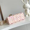 LOUIS VUITTON オンザゴー EW モノグラム・タイル キャンバス コーラル M25318 ルイヴィトン 超N品 - 画像 (7)