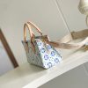 LOUIS VUITTON オンザゴー EW モノグラム・タイル キャンバス ラグーン ブルー lv301180 超N品 ルイヴィトンミニトートバッグ - 画像 (9)