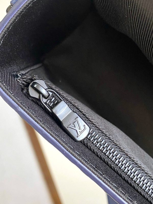 LOUIS VUITTON ショルダーバッグ モノグラム・トリヨン スティーマー・ウェアラブル ウォレット M11522 超N品 - 画像 (2)
