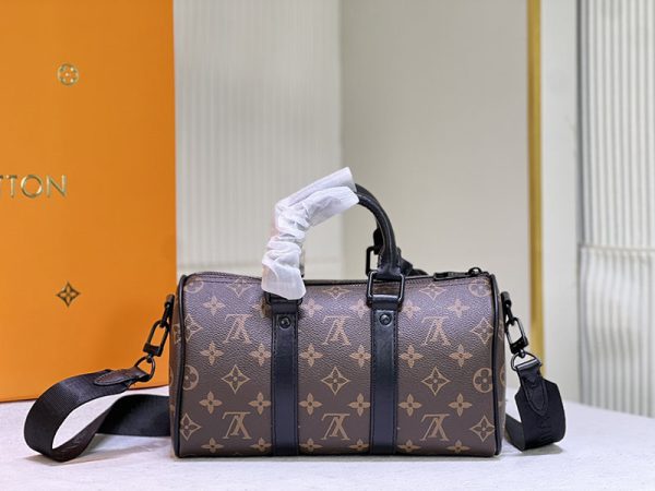 ルイヴィトン モノグラム LVラバー キーポルXS M45788 レディース 2WAYバッグ N品 LOUIS VUITTON - 画像 (4)