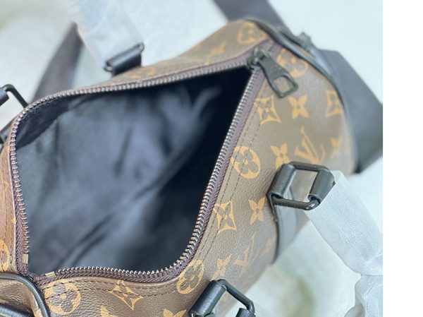 ルイヴィトン モノグラム LVラバー キーポルXS M45788 レディース 2WAYバッグ N品 LOUIS VUITTON - 画像 (2)