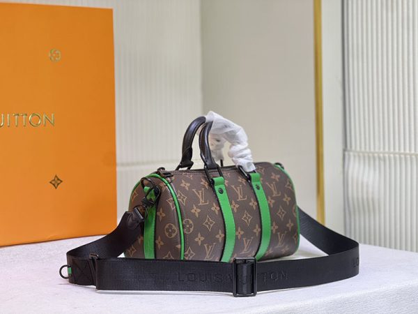 ルイヴィトン モノグラム LVラバー キーポルXS レディース 2WAYバッグ lv301226 グリーン N品 ルイヴィトン スピーディ25 値上げ - 画像 (8)
