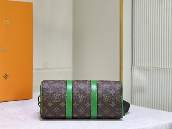 ルイヴィトン モノグラム LVラバー キーポルXS レディース 2WAYバッグ lv301226 グリーン N品 ルイヴィトン スピーディ25 値上げ - 画像 (5)
