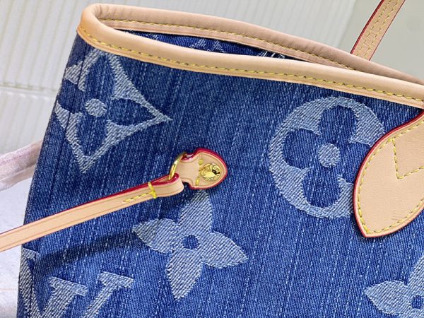 ルイヴィトン モノグラム ネヴァーフルMM ハンド・トートバッグ ブルーデニム lv301240 N品 ルイヴィトン トートバッグ 人気ランキング - 画像 (4)