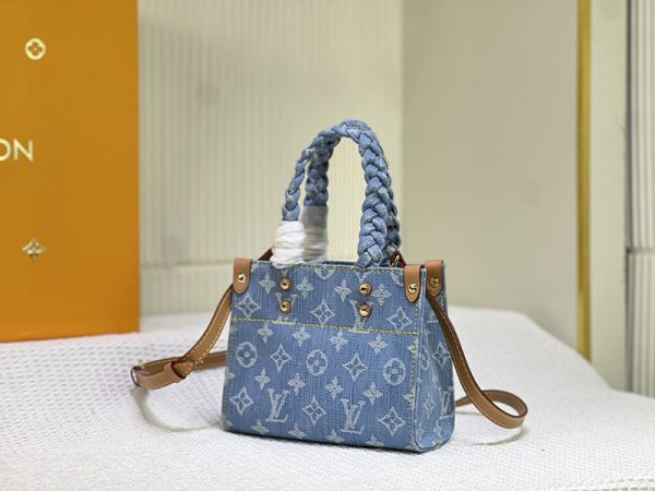 ルイヴィトン オンザゴー BB モノグラム･デニム ミニバッグ lv301245 N品 ルイヴィトン トートバッグ 布 本物 - 画像 (8)