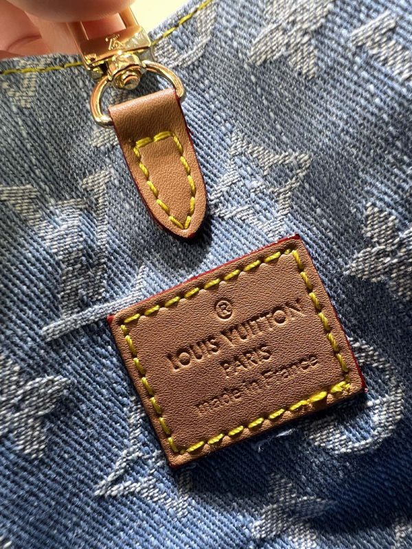 ルイヴィトン オンザゴー BB モノグラム･デニム ミニバッグ lv301245 N品 ルイヴィトン トートバッグ 布 本物 - 画像 (2)