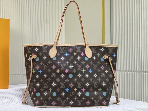 ルイヴィトン モノグラム ネヴァーフルMM チョコレート トートバッグ lv301254 N品 ヴィトン トートバッグ コーデ - 画像 (7)