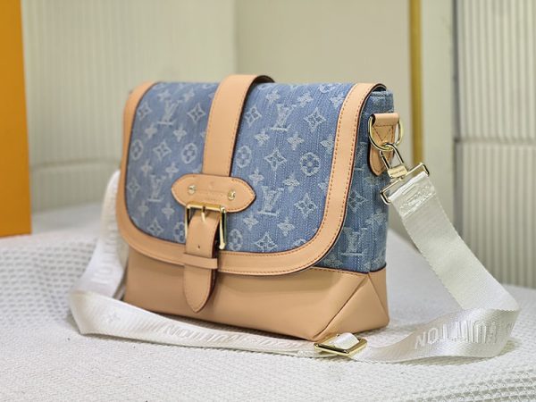 ルイヴィトン ショルダーバッグ ソミュール・メッセンジャー ショルダーバッグ メンズ lv301256 N品 ルイヴィトン メンズ バッグ ランキング - 画像 (8)