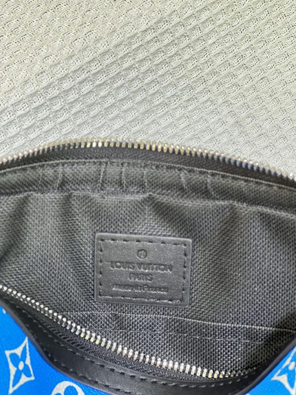ルイヴィトン モノグラム エクリプス リバース トリオメッセンジャー lv301258 N品 ルイヴィトン メンズ ショルダーバッグ 人気 - 画像 (3)