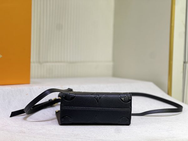 ルイヴィトン ハンドバッグ レディース アンプラント オンザゴー BB ブラック LOUIS VUITTON M46993 ノワール N品 - 画像 (5)