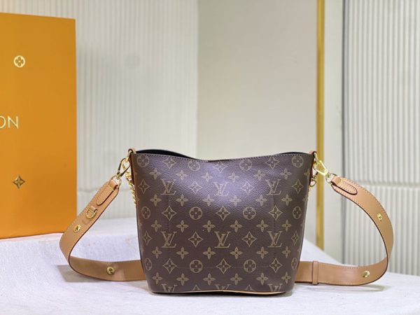 ルイヴィトン ロック & ウォーク ロックミー ショルダーバッグ・ポシェット lv301279 N品 ルイヴィトン 斜めがけ レディース - 画像 (7)
