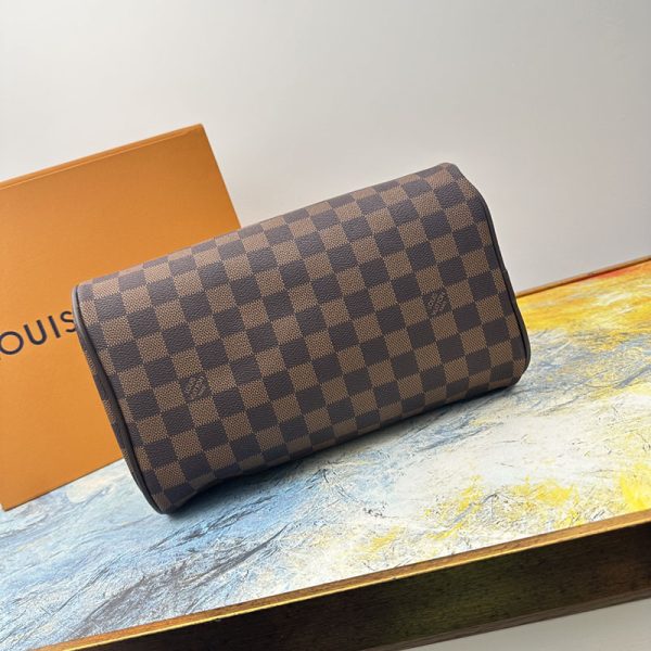 ルイヴィトン トゥルース トワレ キングサイズ ダミエエベヌ セカンドバッグ メンズ トラベル ポーチ N47527 N品 - 画像 (7)