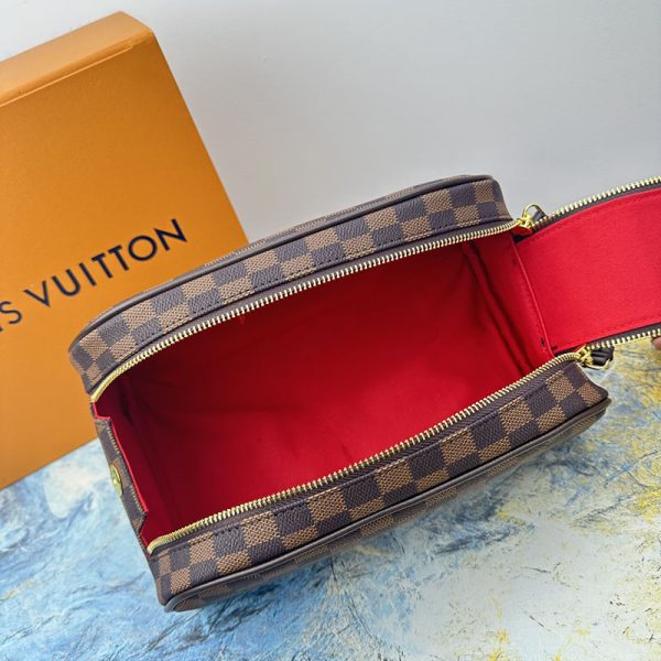 ルイヴィトン トゥルース トワレ キングサイズ ダミエエベヌ セカンドバッグ メンズ トラベル ポーチ N47527 N品 - 画像 (5)