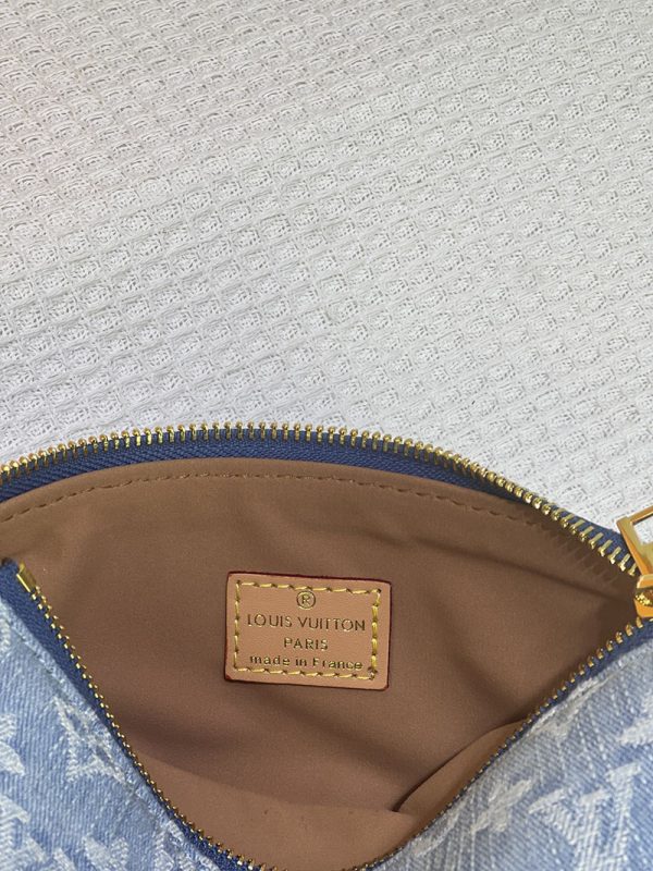 ルイヴィトン M11401 LVバイザプール クッサンBB ハンドバッグ ブルー レディース N品 - 画像 (3)