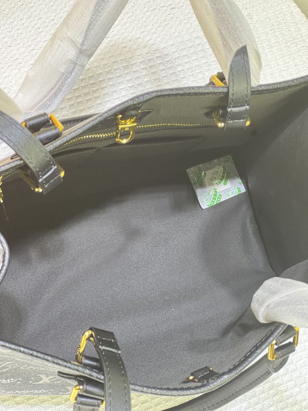 ルイヴィトン オンザゴー MM トートバッグ lv301298 ブラック N品 ルイヴィトン トートバッグ 限定 - 画像 (2)
