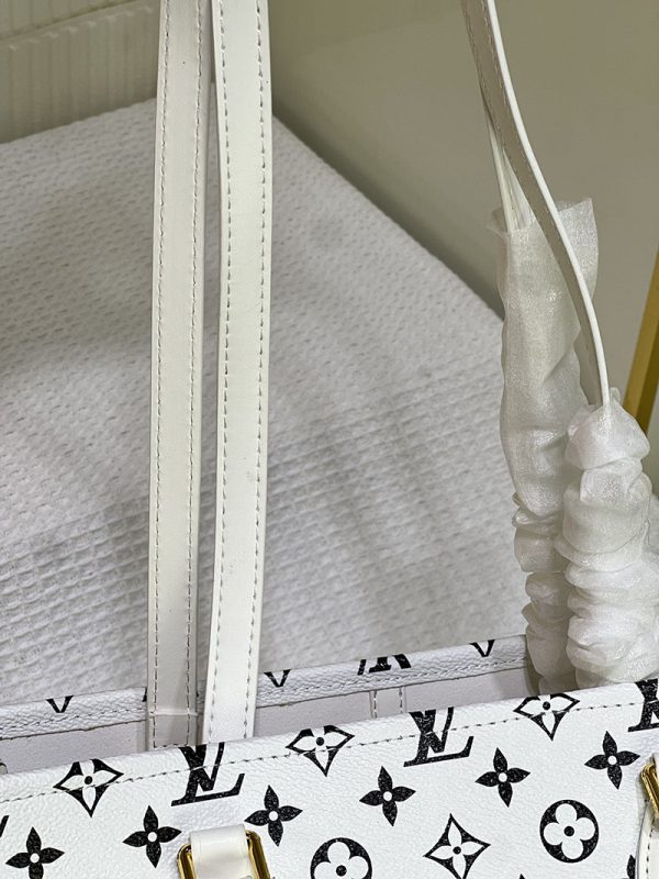 ルイヴィトン トートバッグ モノグラム アンプラント オンザゴーMM lv301301 ホワイト N品 トートバッグ レディース atelier viviela - 画像 (4)