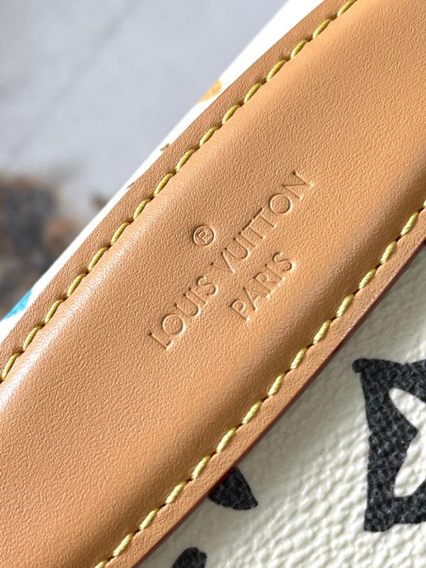 LOUIS VUITTON モノグラムクラギー ラッシュ・バムバッグ lv301317 バニラ 超N品 ルイヴィトン バムバッグ コーデ - 画像 (5)