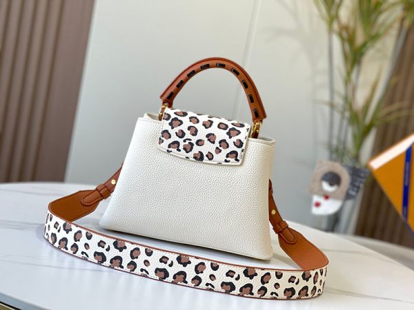 ルイヴィトン カプシーヌ BB レオパード ショルダーバッグ lv301363 ホワイト N品 ルイヴィトン カプシーヌ 値上げ - 画像 (8)