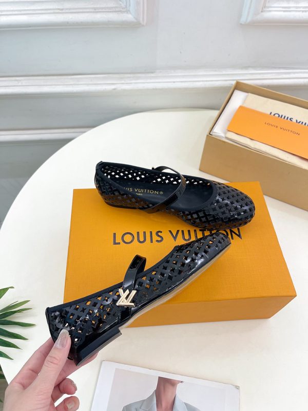 ルイヴィトン 靴 LV パンプス ロミー バレリーナ バレエシューズ 2025 新作 lv303365 ブラック N品 ルイヴィトン バレリーナ - 画像 (9)