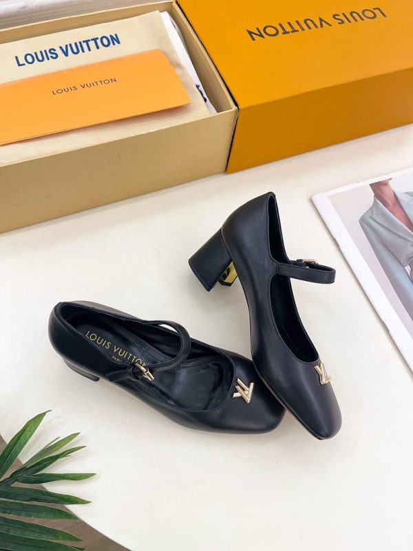 ルイヴィトン 靴 LV メリージェーン パンプス レディース ヒール 5.5cm lv303372 ブラック N品 メリージェーン 靴 コーデ - 画像 (6)