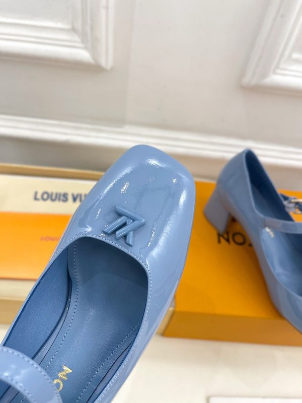 ルイヴィトン 靴 LV メリージェーン パンプス レディース ヒール 5.5cm lv303373 ブルー N品 メリージェーン 靴 コーデ - 画像 (5)