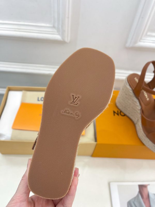 ルイヴィトン 靴 LV サンダル＆エスパドリーユ 2025 新作 レディース靴 lv303387 ブラウン N品 ヴィトン サンダル レディース - 画像 (2)