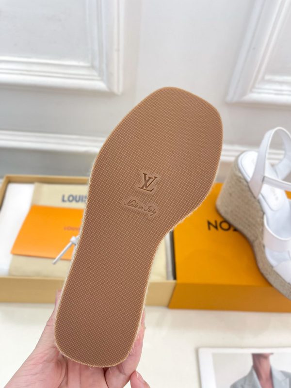 ルイヴィトン 靴 LV サンダル＆エスパドリーユ 2025 新作 レディース靴 lv303388 ホワイト N品 ヴィトン サンダル レディース - 画像 (2)