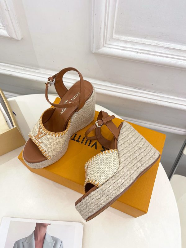 ルイヴィトン 靴 LV サンダル＆エスパドリーユ 2025 新作 レディース靴 lv303394 ブラウン N品 夏 サンダル レディース 歩きやすい - 画像 (6)