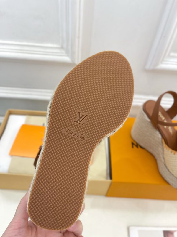 ルイヴィトン 靴 LV サンダル＆エスパドリーユ 2025 新作 レディース靴 lv303394 ブラウン N品 夏 サンダル レディース 歩きやすい - 画像 (2)