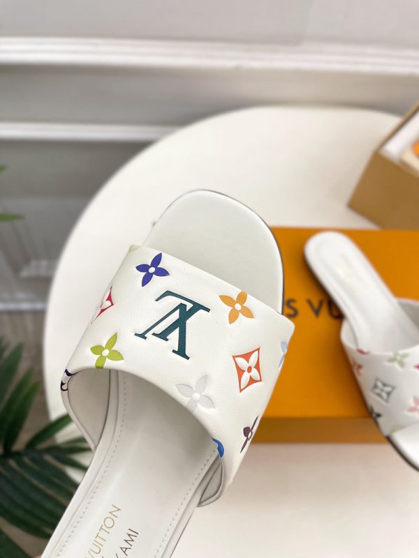 ルイヴィトン 靴 ルイ・ヴィトン x 村上隆コレクション フラットミュール 1AGVW7 ホワイト LV x TM 6AM - 画像 (5)